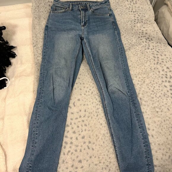 American Eagle Mom Jeans - Picture 1 of 2